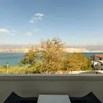 Apartament Amazing In Pag With House Sea View Bosana