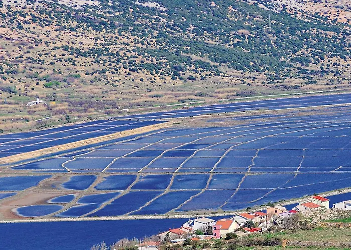 Cozy In Pag With Wifi Bosana